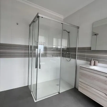 Maria De Lucia-piso 2º * Arou