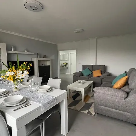 Maria De Lucia-piso 2º Appartement *